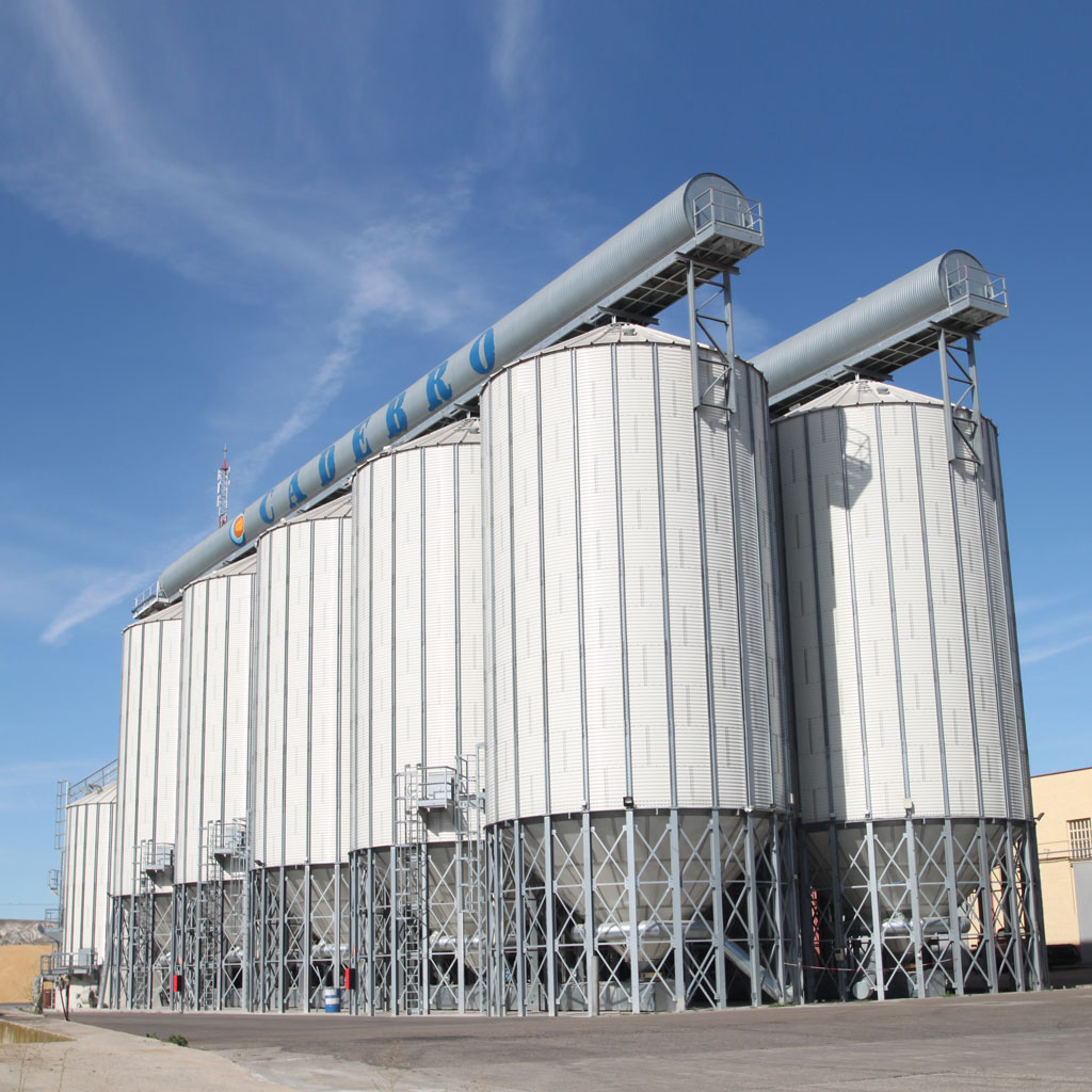 silos de almacenamiento